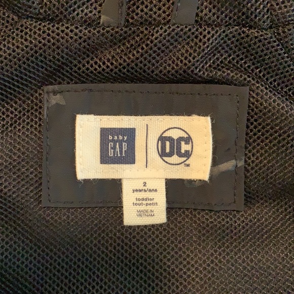 GAP DC Batman 2T Toddler windbreaker/Rain jacket - Picture 4 of 7
